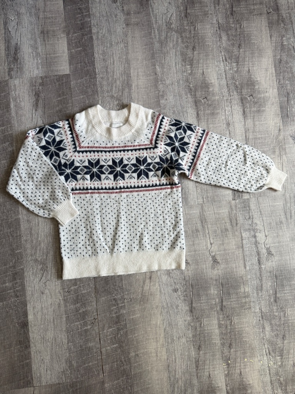 Abercrombie & Fitch Snowflake Pattern Fair Isle Sweater - Picture 1 of 6